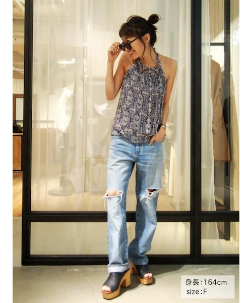 Ungrid（アングリッド）の「プリントホルターキャミ（トップス・レディース・レッド/ネイビー・F）」の4枚目の写真