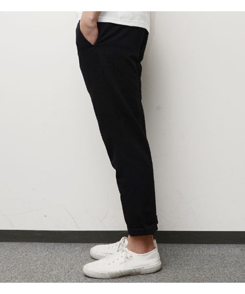 HAMNETT（ハムネット）の「【HAMNETT】 SUCKER CROPPED PANTS（パンツ・メンズ・ブラック/ネイビー・S/M/L）」の3枚目の写真