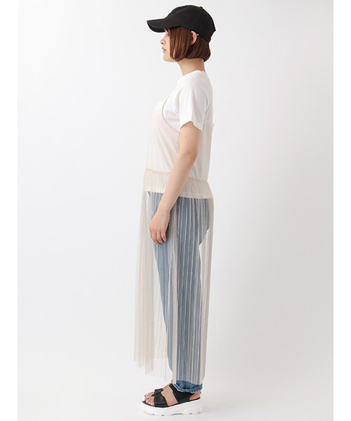 w closet(ダブルクローゼット)の「チュールキャミワンピ×Tシャツセット(ワンピース/ドレス・レディース・エクリュ/ピンクベージュ/サックスグレー・FREE)」の5枚目の写真