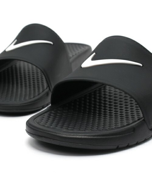 NIKE SPORTSWEAR（ナイキスポーツウェアー）の「ユニセックス ナイキ ベナッシ シャワーサンダル NIKE BENASSI SHOWER SLIDE 819024-010（サンダル・レディース・ブラック・24cm/25cm/26cm/27cm/28cm）」の6枚目の写真