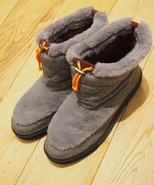 FRAPBOIS（フラボア）の「ウォミット（ブーツ・レディース・ブラック/グレー・0/1/2/3）」の2枚目の写真