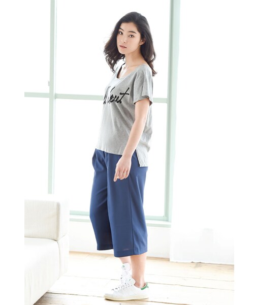 BLAIR by MOERY（ブレア）の「バックチェーンロゴTシャツ（Tシャツ/カットソー・レディース・ホワイト/グレー/ブラック・FREE）」の13枚目の写真