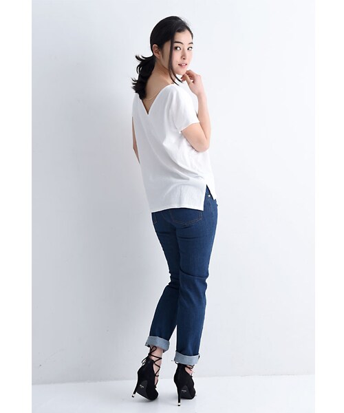 BLAIR by MOERY（ブレア）の「バックチェーンロゴTシャツ（Tシャツ/カットソー・レディース・ホワイト/グレー/ブラック・FREE）」の8枚目の写真