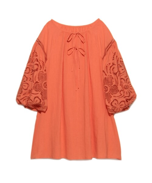 SNIDEL（スナイデル）の「スリーブ刺繍ワンピース（ミニワンピース・レディース・OWHT/ORG/BLK・F）」の2枚目の写真