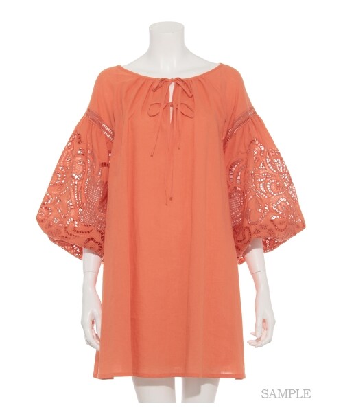 SNIDEL（スナイデル）の「スリーブ刺繍ワンピース（ミニワンピース・レディース・OWHT/ORG/BLK・F）」の12枚目の写真