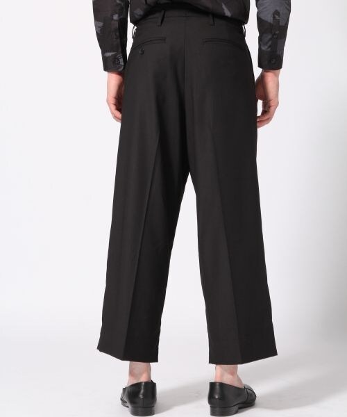 HARE（ハレ）の「TRワンタックワイドパンツ（パンツ・ブラック/グレー系その他/グレー/カーキ/カーキ系その他・S/M/L）」の9枚目の写真