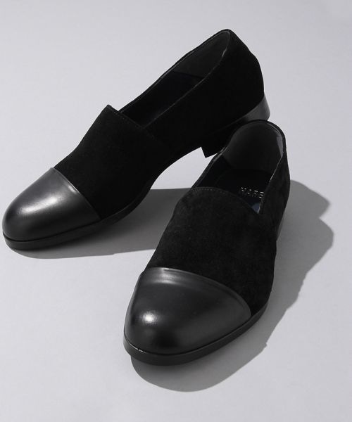 HARE(ハレ)の「TOECAPレザースリッポン(シューズ・ブラック/グレー/ベージュ・M/L)」の2枚目の写真