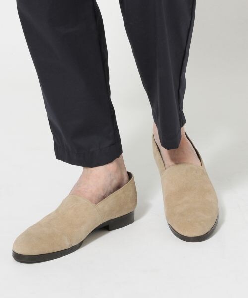 HARE(ハレ)の「TOECAPレザースリッポン(シューズ・ブラック/グレー/ベージュ・M/L)」の3枚目の写真