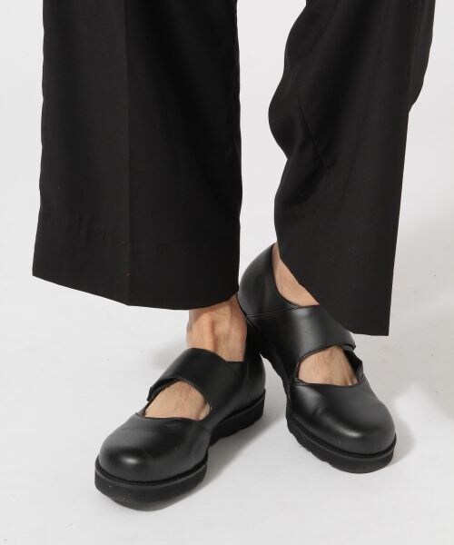 HARE（ハレ）の「オープンベルトシューズ（シューズ・オフホワイト/ブラック・M/L）」の8枚目の写真