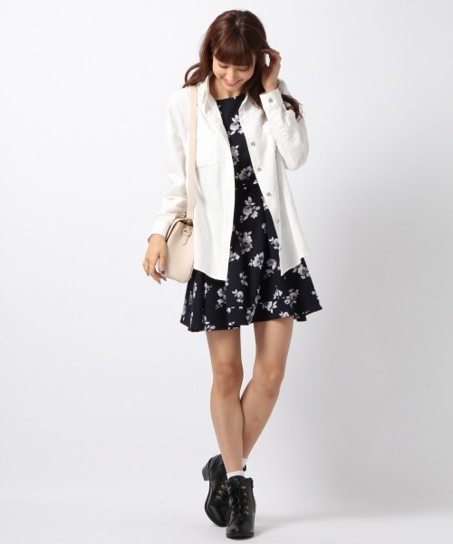 Heather（ヘザー）の「アソートBIGシャツ（トップス・オフホワイト/カーキ/ブルー・FREE）」の4枚目の写真