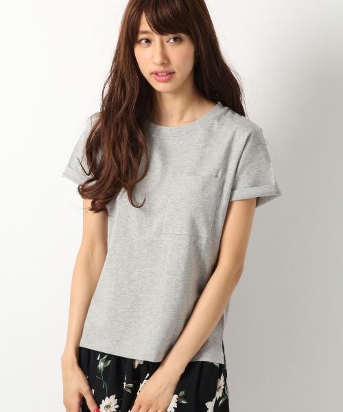 Heather（ヘザー）の「ムジポケＴEE（トップス・オフホワイト/ブラック/グレー/レッド/ブラウン/カーキ・オフホワイト 08:FREE(身長168cm・46kg) ブラック 09:FREE(身長164cm・46kg) グレー 12:FREE(身長168cm・46kg) レッド 35:FREE(身長164cm・46kg) ブラウン 52:FREE(身長168cm・46kg) カーキ 78:FREE(身長168cm・46kg)/・商品の画像はサンプル撮影となりますので、実際の商品とは仕様や加工、サイズ等が若干異なる場合がございます。予めご了承下さい。/FREE）」の3枚目の写真