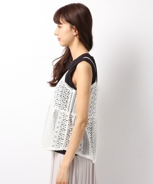 Heather（ヘザー）の「ノースリキャミ２P（トップス・オフ×アイボリー/ブラック×オフ/グレー×ブラック・FREE）」の7枚目の写真