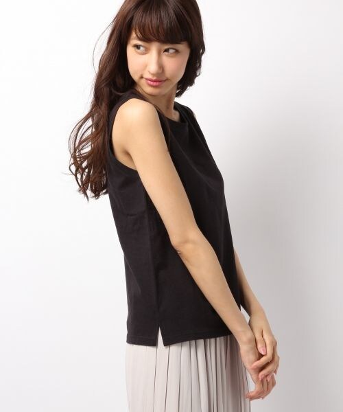 Heather（ヘザー）の「ノースリキャミ２P（トップス・オフ×アイボリー/ブラック×オフ/グレー×ブラック・FREE）」の14枚目の写真