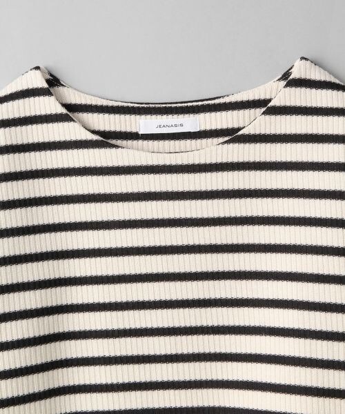 JEANASIS（ジーナシス）の「ボンディングワイドプルオーバー（トップス・ブラック()/カーキ()・FREE）」の4枚目の写真