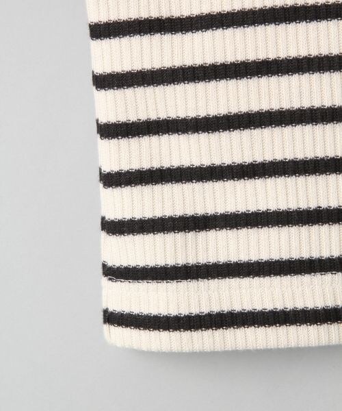 JEANASIS（ジーナシス）の「ボンディングワイドプルオーバー（トップス・ブラック()/カーキ()・FREE）」の7枚目の写真