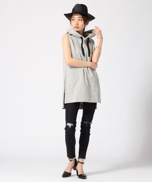 JEANASIS（ジーナシス）の「フードスリットノースリーブ（トップス・ホワイト()/グレー()・FREE）」の10枚目の写真