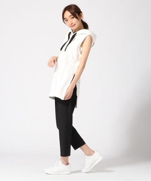 JEANASIS（ジーナシス）の「フードスリットノースリーブ（トップス・ホワイト()/グレー()・FREE）」の9枚目の写真