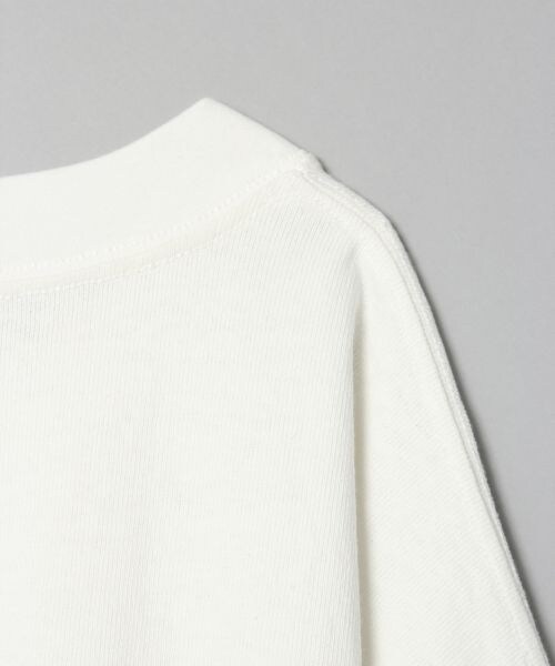 JEANASIS（ジーナシス）の「BIGスリットプルオーバーSS（トップス・オフホワイト()/ブラック()/ベージュ()・FREE）」の13枚目の写真