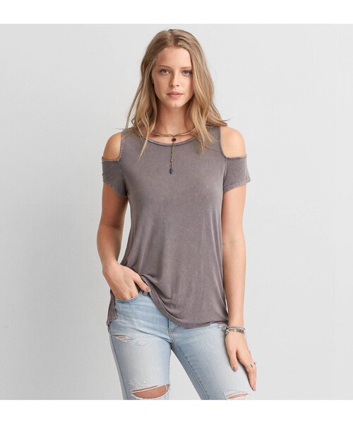 American Eagle（アメリカンイーグル）の「AEOオープンショルダーTシャツ（Tシャツ/カットソー・レディース・レド/アイスモカ/ライトブルー/バーガンディー・XXS/XS/S/M/L/XL）」の4枚目の写真