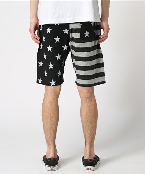 Champion（チャンピオン）の「メンズ チャンピオン リバースウィーブ ショーツ Champion REVERSE WEAVE SHORT PANT C3-F505（その他パンツ・メンズ・ブラック/ネイビー・MEDIUM/LARGE/X-LARGE）」の4枚目の写真