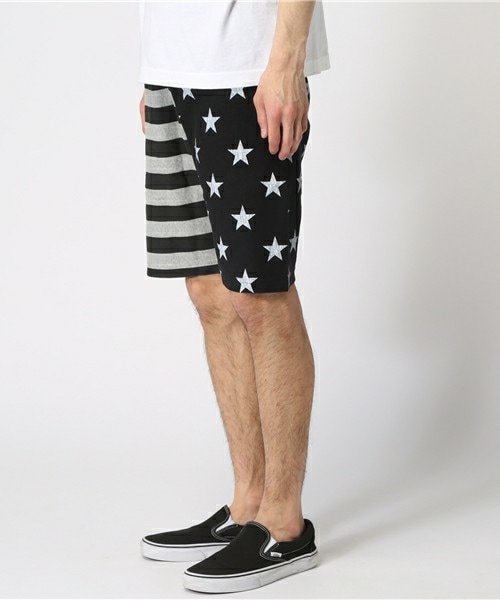 Champion（チャンピオン）の「メンズ チャンピオン リバースウィーブ ショーツ Champion REVERSE WEAVE SHORT PANT C3-F505（その他パンツ・メンズ・ブラック/ネイビー・MEDIUM/LARGE/X-LARGE）」の3枚目の写真