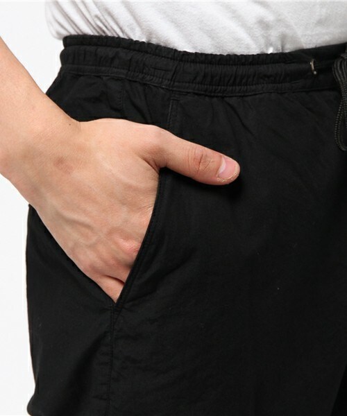 FREDY&GLOSTER（フレディアンドグロスター）の「タイプライターショーツ（その他パンツ・メンズ・ブラック/ベージュ・M/L）」の8枚目の写真