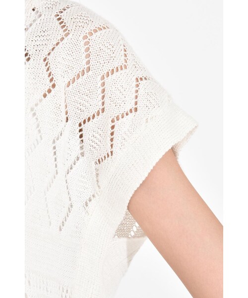 LOSICARIE(ロシカリエ)の「すかし編みノースリニットベスト(トップス・レディース・オフホワイト/ネイビー/ベージュ・M)」の7枚目の写真