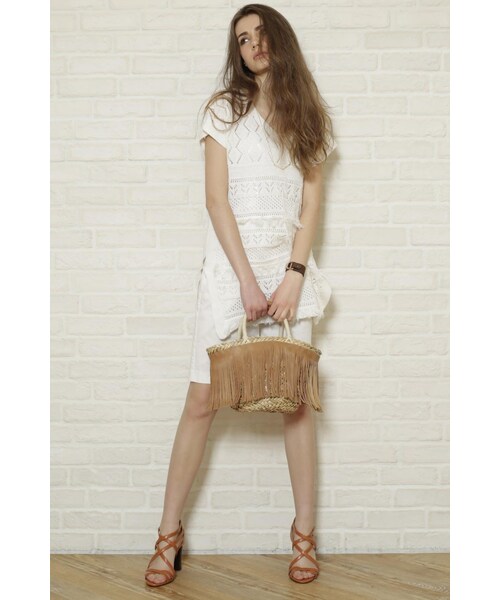 LOSICARIE(ロシカリエ)の「すかし編みノースリニットベスト(トップス・レディース・オフホワイト/ネイビー/ベージュ・M)」の13枚目の写真