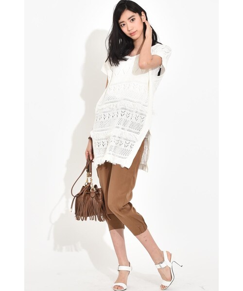 LOSICARIE(ロシカリエ)の「すかし編みノースリニットベスト(トップス・レディース・オフホワイト/ネイビー/ベージュ・M)」の10枚目の写真