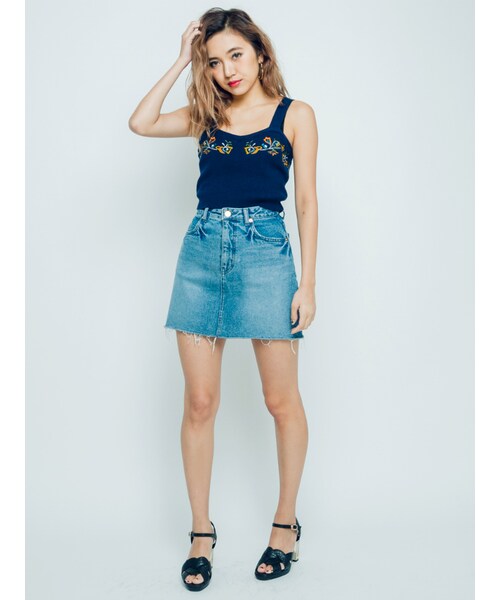 EVRIS（エヴリス）の「Embroidery Knitビスチェ（トップス・レディース・ブラック/ネイビー/カーキ）」の5枚目の写真