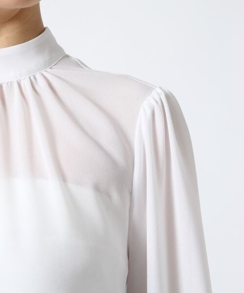 A part by（アパートバイ）の「シフォンタイツキハイネックブラウス（トップス・ホワイト/ブラック・F）」の10枚目の写真