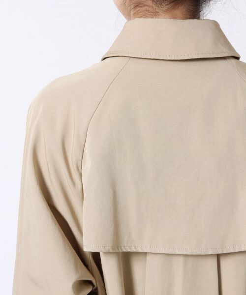 A part by（アパートバイ）の「TCドルマンステンカラーコート（ジャケット/アウター・ベージュ/ネイビー/ラベンダー・F）」の17枚目の写真