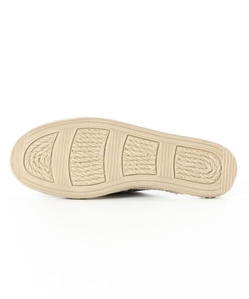 LOWRYS FARM（ローリーズファーム）の「★先行予約アイテム★フラットサンダル（シューズ・バンダナ柄/ブラック/キャメル・M(23-23.5)/L(24-24.5)）」の8枚目の写真