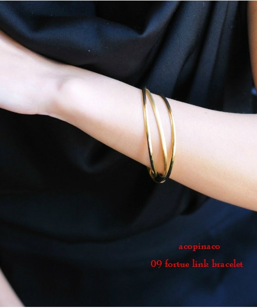 acopinaco（アコピナコ）の「フォーチュン リンク 3連 バングル（バングル/リストバンド・レディース・ゴールド/シルバー・Free）」の4枚目の写真
