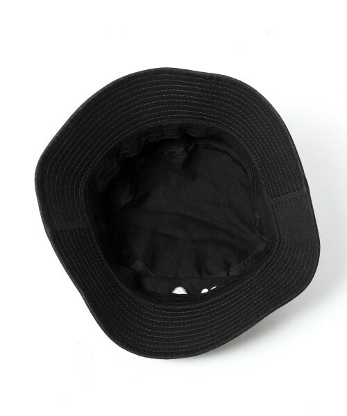 LOWRYS FARM（ローリーズファーム）の「ＦＩＬＡ＊ＨＡＴ（帽子・オフ/ブラック/レッド・ナシ）」の9枚目の写真