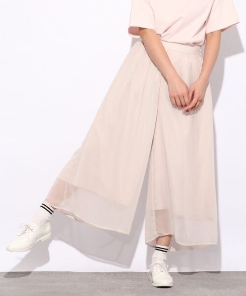 LOWRYS FARM（ローリーズファーム）の「シフォンワイドスカンツ（パンツ・オフ/ブラック/柄/グレー/ベージュ・F）」の4枚目の写真