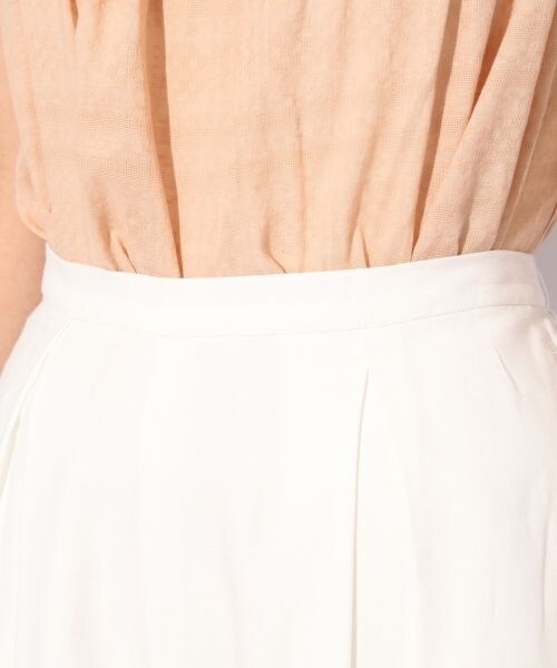 LOWRYS FARM（ローリーズファーム）の「ワイドタックスカンツ（パンツ・オフ/ブラック/ベージュ/デニム/ネイビー・F）」の8枚目の写真