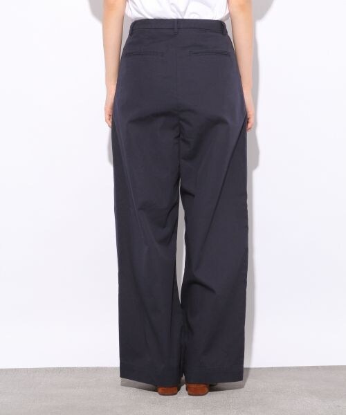 LOWRYS FARM（ローリーズファーム）の「ＴＣチノワイドパンツ（パンツ・アイボリー/ベージュ/ネイビー・M/L）」の6枚目の写真