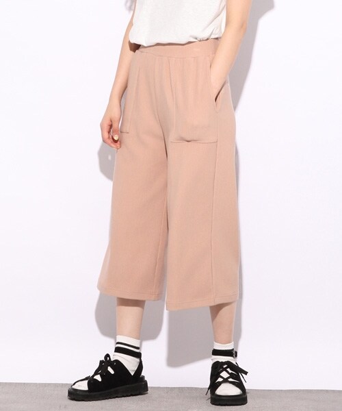 LOWRYS FARM（ローリーズファーム）の「★WEB限定価格★リップルワイドクロップド（パンツ・オフ/ブラック/ピンク/キャメル/ネイビー・F）」の4枚目の写真