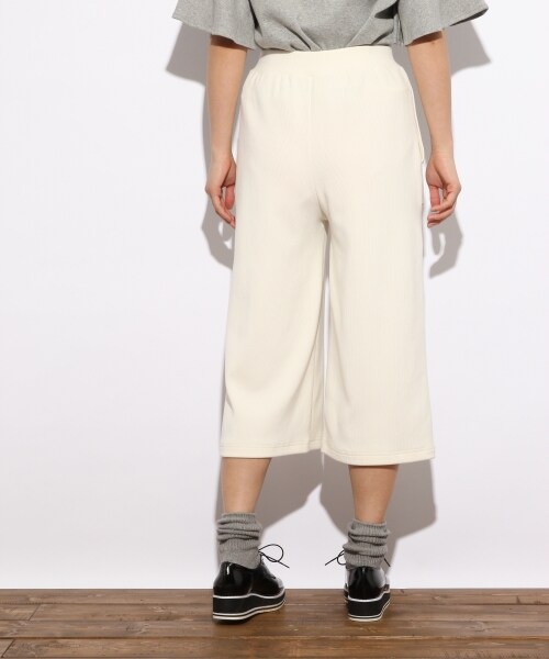 LOWRYS FARM（ローリーズファーム）の「★WEB限定価格★リップルワイドクロップド（パンツ・オフ/ブラック/ピンク/キャメル/ネイビー・F）」の8枚目の写真