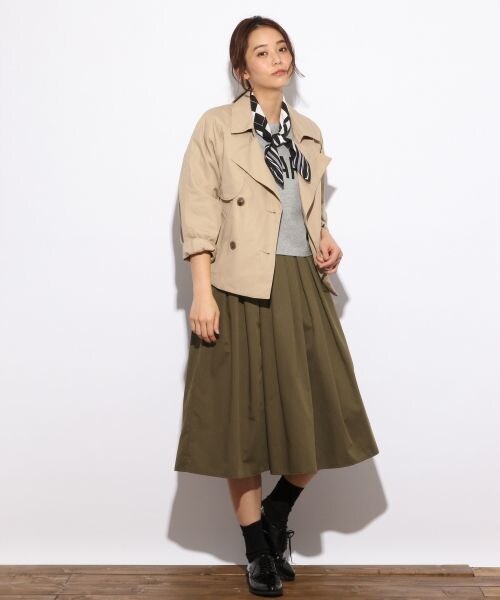 LOWRYS FARM（ローリーズファーム）の「タイプライタータックスカート（スカート・ブラック/ベージュ/ネイビー・F）」の4枚目の写真