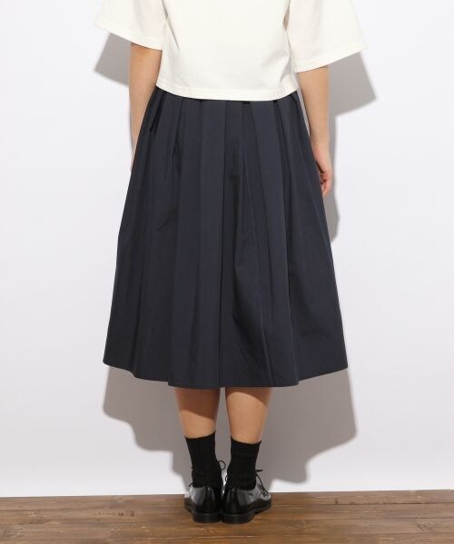 LOWRYS FARM（ローリーズファーム）の「タイプライタータックスカート（スカート・ブラック/ベージュ/ネイビー・F）」の7枚目の写真