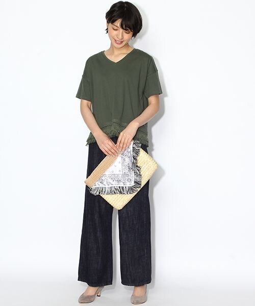 niko and...（ニコアンド）の「30裾レースフリンジTシャツ（トップス・ブラウン/クリーム/グリーン・M/L）」の5枚目の写真