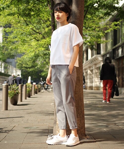 niko and...(ニコアンド)の「アメリカ綿ビッグTシャツ(トップス・ホワイト/モカ/ネイビー/パープル・M/L)」の6枚目の写真