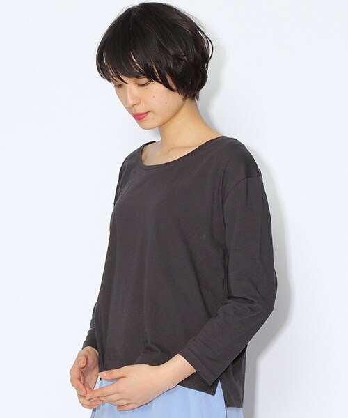 niko and...（ニコアンド）の「スーピマゆるクルーネックＴシャツ（トップス・ホワイト/ライトグレー/ブラック/アイボリー・M/L）」の5枚目の写真