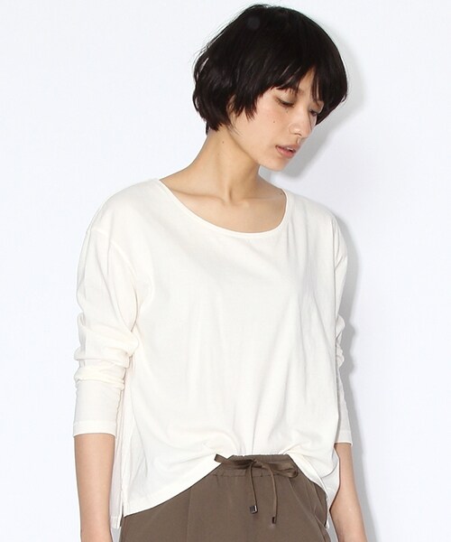 niko and...（ニコアンド）の「スーピマゆるクルーネックＴシャツ（トップス・ホワイト/ライトグレー/ブラック/アイボリー・M/L）」の4枚目の写真