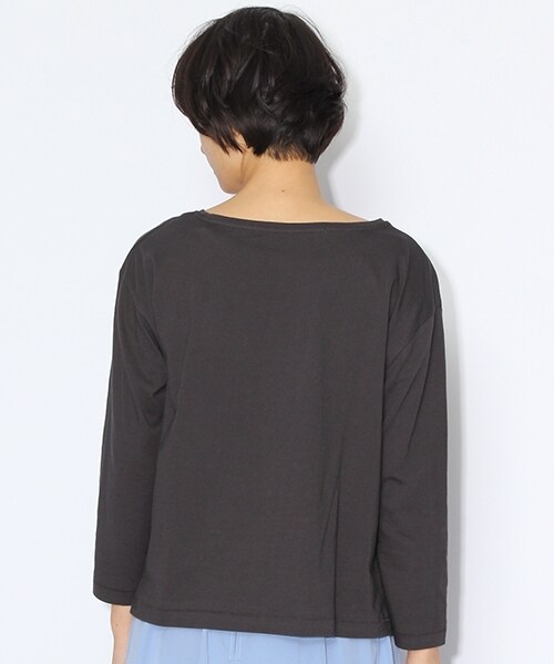 niko and...（ニコアンド）の「スーピマゆるクルーネックＴシャツ（トップス・ホワイト/ライトグレー/ブラック/アイボリー・M/L）」の6枚目の写真