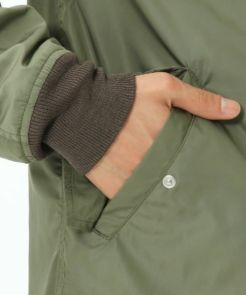 niko and... アウター　ブラック/オリーブ niko and（ニコアンド）の「ブロックハンティングブルゾン