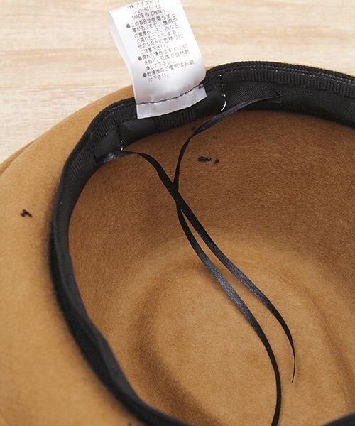 niko and...（ニコアンド）の「オリジナル フェルト中折れベルトハット（帽子・ブラック/キャメル/ネイビー・F）」の11枚目の写真