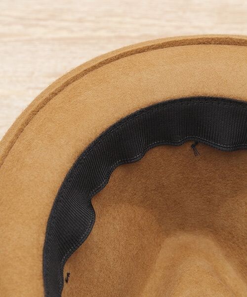 niko and...（ニコアンド）の「オリジナル フェルト中折れベルトハット（帽子・ブラック/キャメル/ネイビー・F）」の10枚目の写真